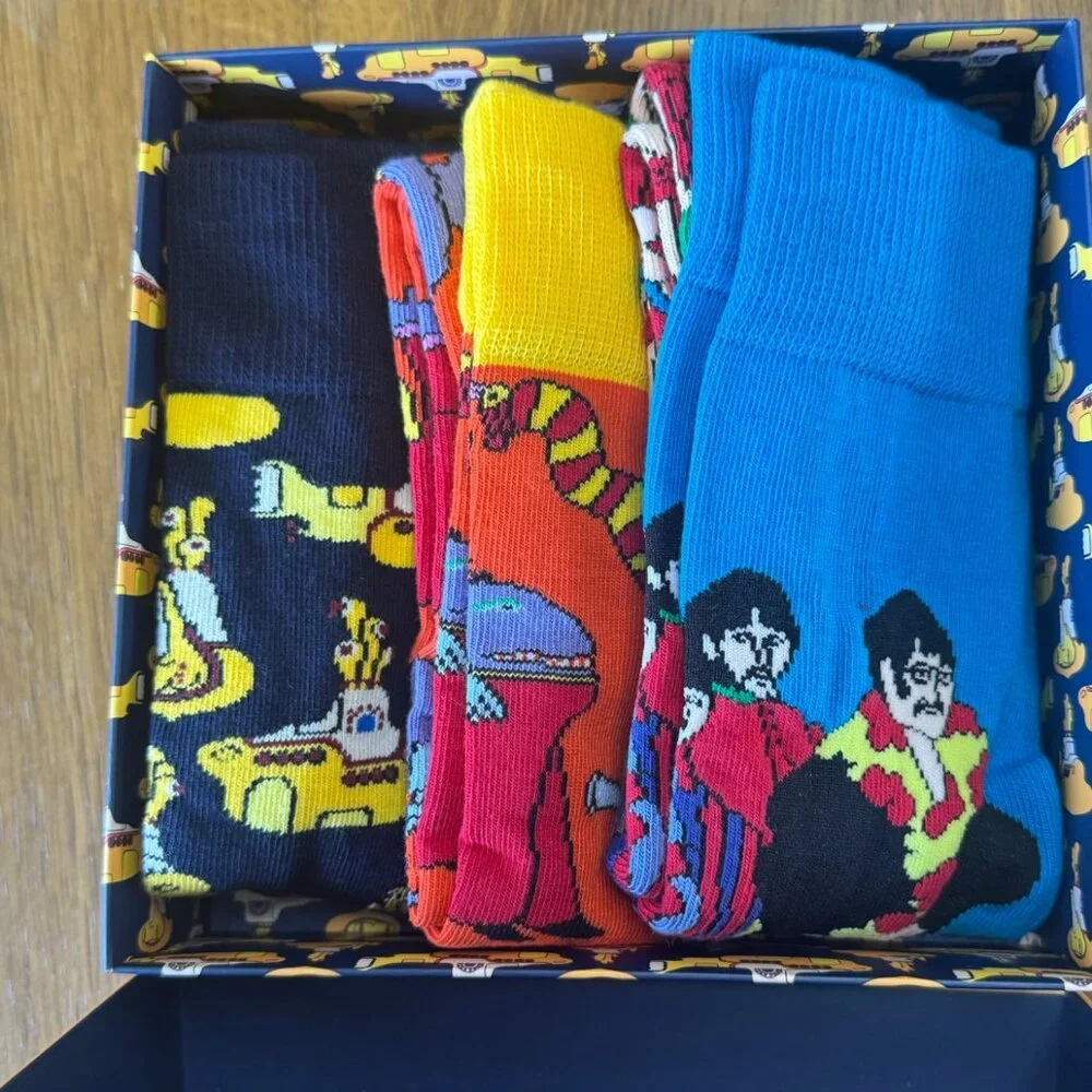 THE BEATLES X HAPPY SOCKS 10-13 3 Pairs Yellow Submarine Limited Edition Box Set - Picture 2 of 7